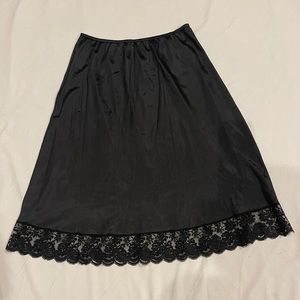 Vintage JC Penney Fantasia Black Silky Bridal Nylon Lace Slip Lingerie Skirt M